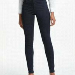 J Brand Like New 5 Pocket Zip Up Jeans  Size 26